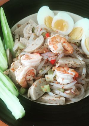 รูปของ ยำขนมจีนหมูยอ