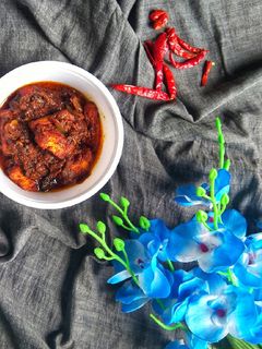 পনির ইন রেড গ্ৰেভি(Paneer in red gravy recipe in Bengali) রেসিপির প্রধান ছবি