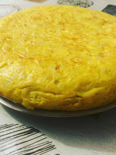 Una foto de Tortilla de patata con cebolla