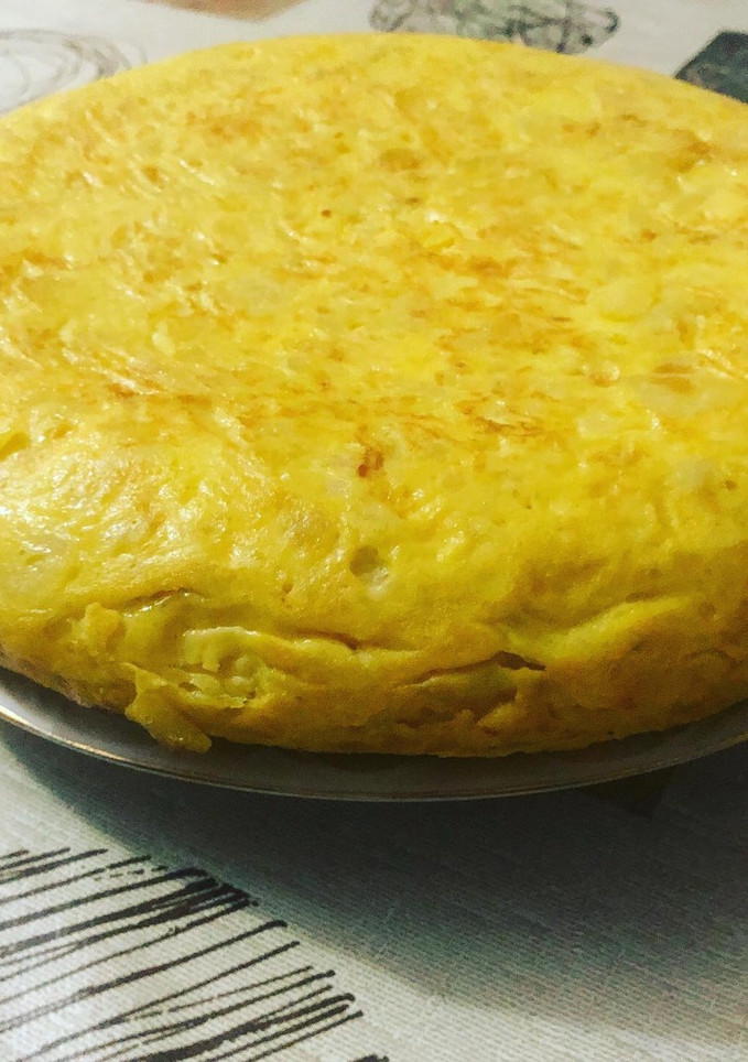 Una foto de Tortilla de patata con cebolla