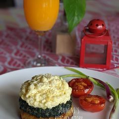 A picture of Creamy Spinach and Scrambled Egg Double Decker.