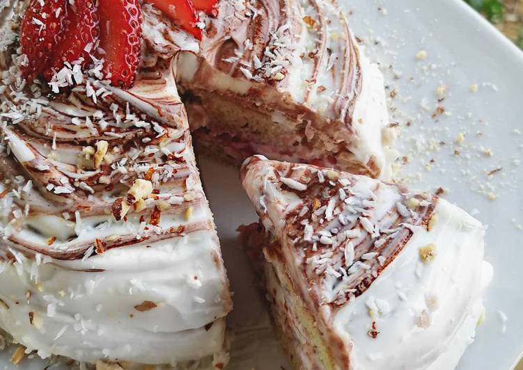 Tortina delicata yogurt e fragole