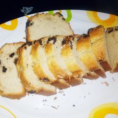 A picture of Oreo cake loaf.