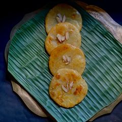 A picture of Kheer Pua.