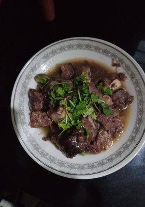 A picture of Boiled mutton karahi.