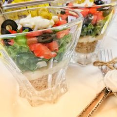 A picture of Tuc salad shots.