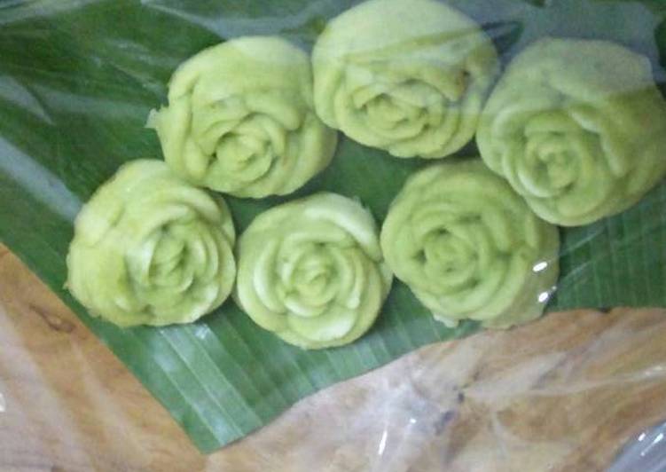 Bagaimana Menyiapkan Bolu sakura yang Sempurna