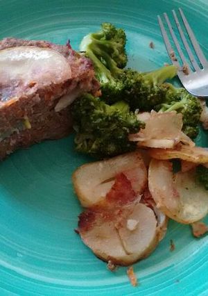 Una foto de Pudín de carne molida y patatas. ॐ