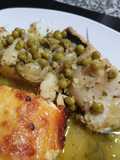 Merluza en salsa verde con guisantes