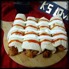 A picture of Zinger shawarma.