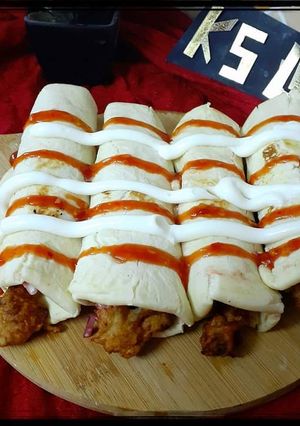 A picture of Zinger shawarma.
