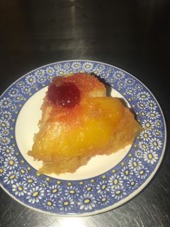 Una foto de Volteado de Piña🍍y Cereza🍒SIN HORNO🙌🏼