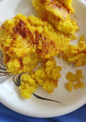 સુરતી લોચો(surti locho recipe in Gujarati) રેસીપી મુખ્ય ફોટો
