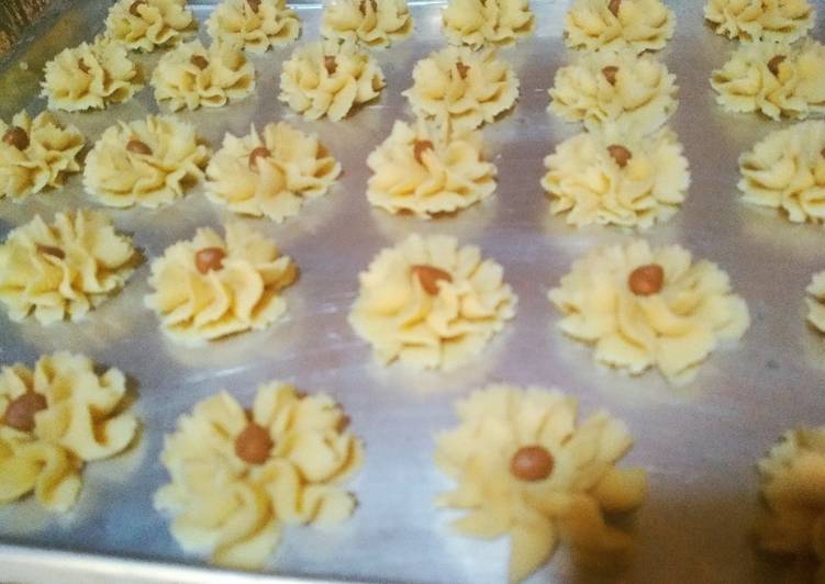 Resep Kue semprit ala ms s decdec yang praktis