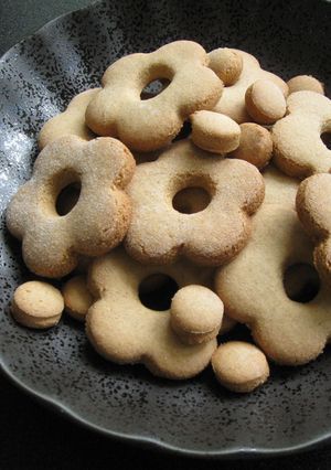 A picture of 100% Buckwheat Cookies.