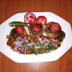 Ragda patties 🌶️🧄🧅🍅 A picture of Ragda patties 🌶️🧄🧅🍅.