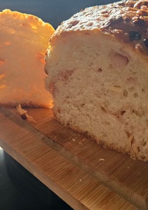 Una foto de Pan de jamón y queso