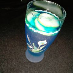 A picture of Blue hawaii.