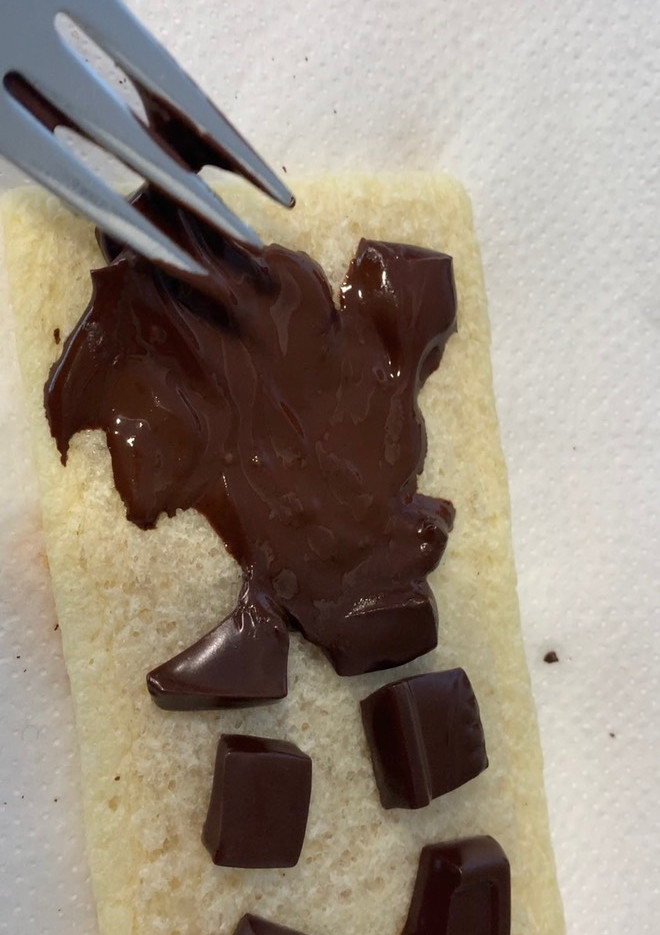 Una foto de Quita antojo de chocolate rápido al microondas