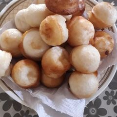 A picture of Muttappam (rice dumplings).