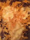 Macarrones con queso y carne al horno