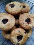 Muffins de moras y queso parmesano