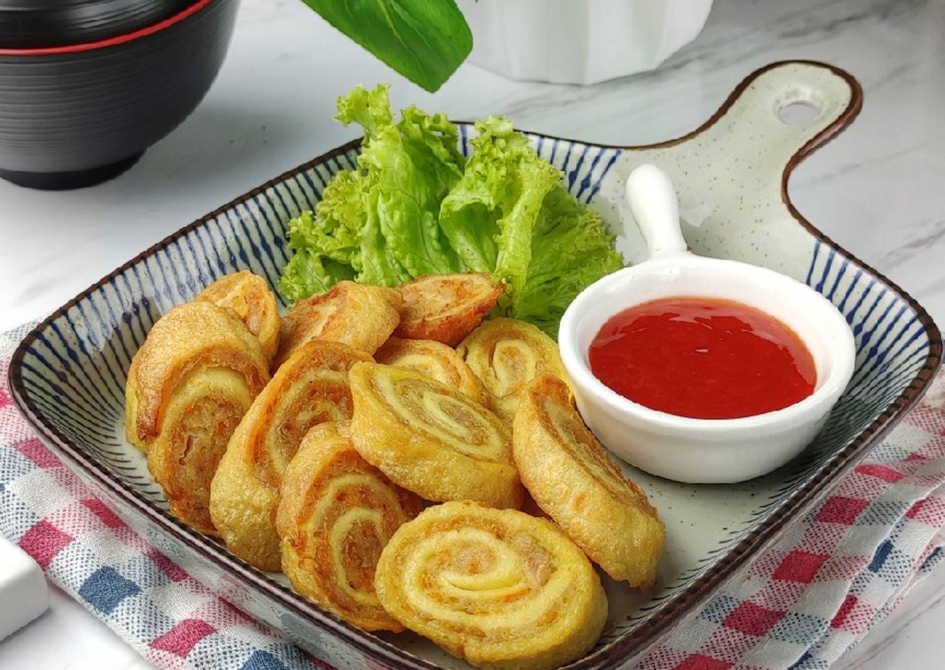 Chicken Egg Roll