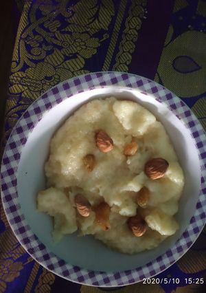 A picture of Bread halwa.
