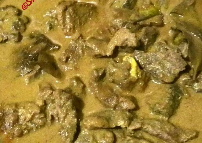 Rendang daging sapi