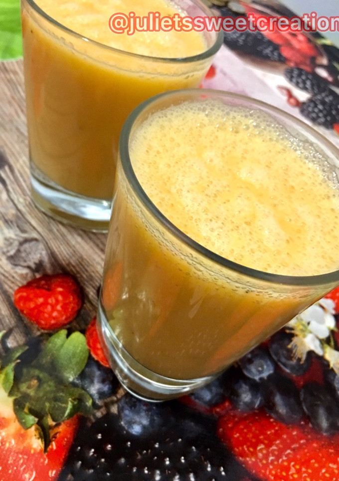 Una foto de Batido de melocotón 🍑 con plátano🍌 y leche de almendras