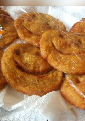 A picture of Potatoes smiles.