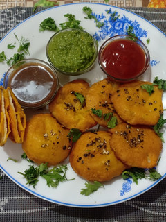 રતાળુ પૂરી (Ratalu Poori Recipe In Gujarati) રેસીપી મુખ્ય ફોટો