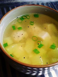 【假賢妻良母】- 黃瓜豆腐豬肉丸子湯 的食譜成品照片