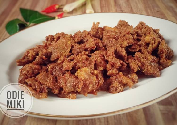 Bagaimana Menyiapkan Rendang Daging Sapi, Lezat