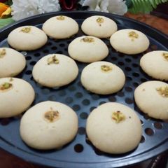 A picture of Naan Khatai.