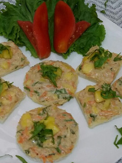 A picture of Open face sandwich.