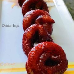 A picture of Mawa Jalebi.