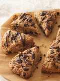 Scones à la fève de cacao et chocolat { sans gluten, sans lait, sans oeufs }