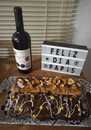 Una foto de Pionono con frutos secos y otro.