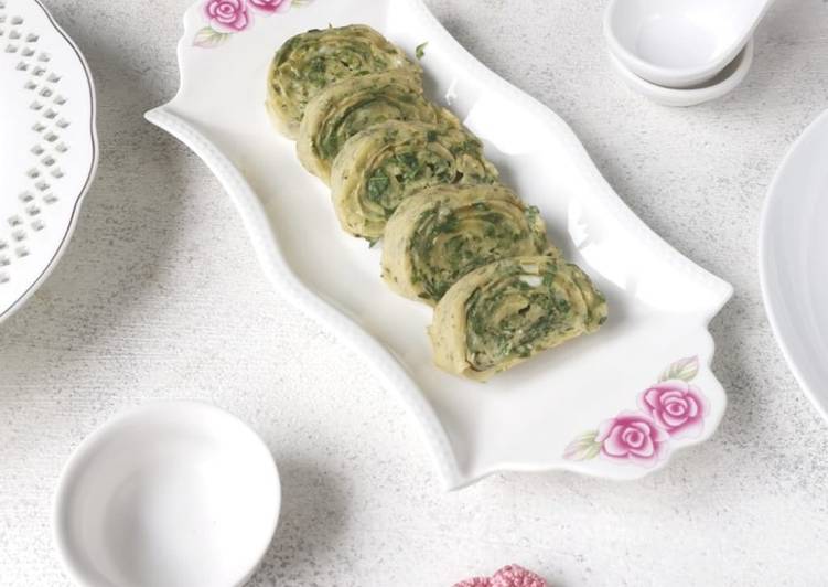 Tamagoyaki bayam