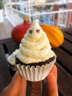 Una foto de Cupcakes de chocolate (edición Halloween🧟♀️)