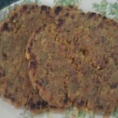 A picture of Moth and poha paratha.