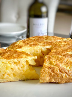 Una foto de 🇪🇸 TORTILLA de PATATAS (España)