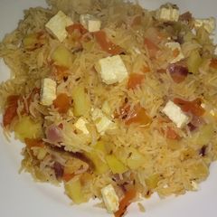A picture of Aalu paneer rice.