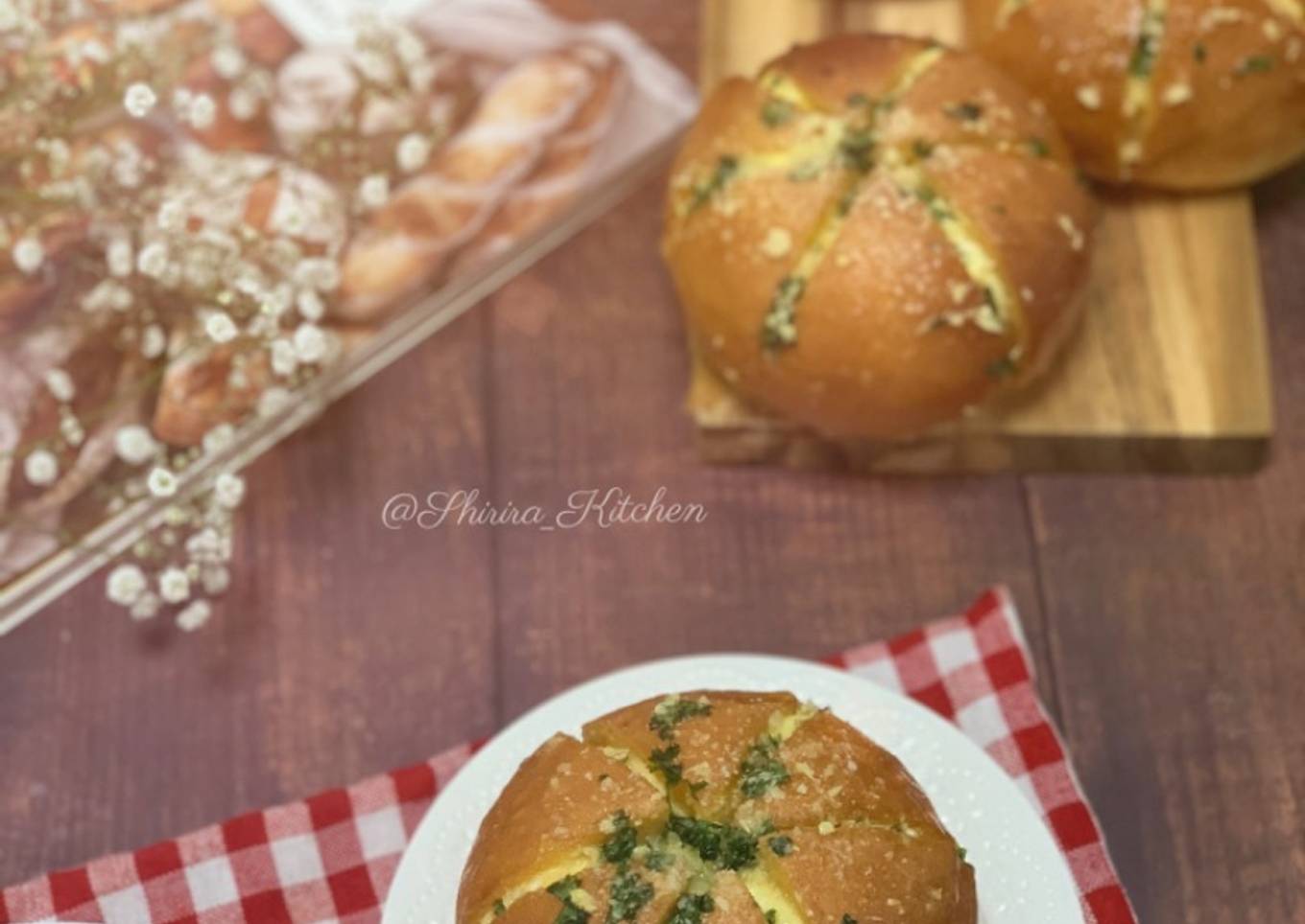 Korean garlic Cheese bread