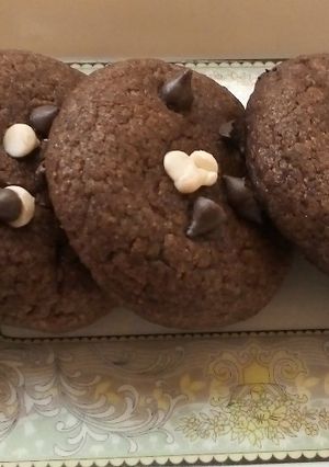 A picture of Chocolate biscuits(without oven).