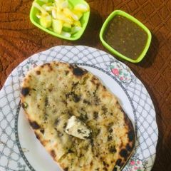 A picture of Amritsari chole kulche.
