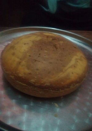 A picture of Pineapple and chocolate cake,Marble.