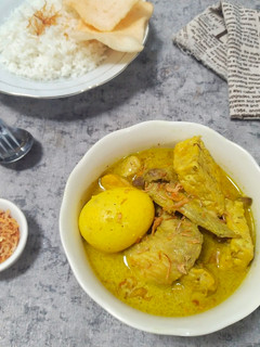 Foto resep Opor Ayam, Telur, Tempe