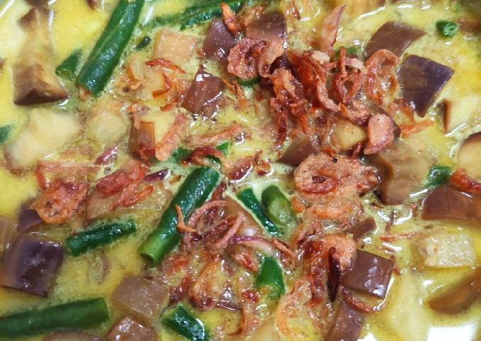 Resep Sayur Terong Kacang Panjang Bumbu Kuning Oleh Buk Pray Cookpad